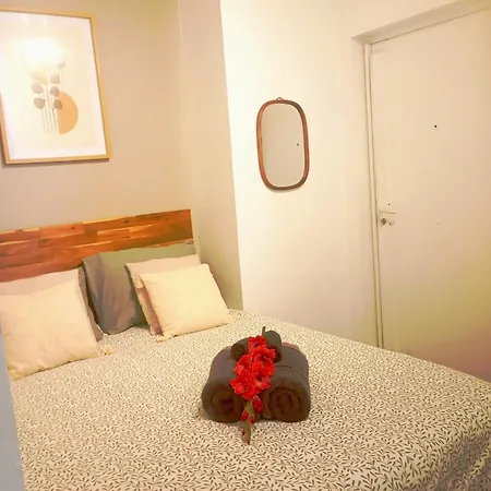 Apartment Cocon Convivial A Montmartre Paris