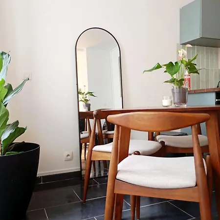 Apartment Cocon Convivial A Mommartre Paris