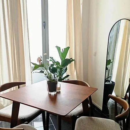 Cocon Convivial A Montmartre *