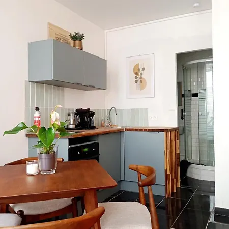 Cocon Convivial A Montmartre * باريس